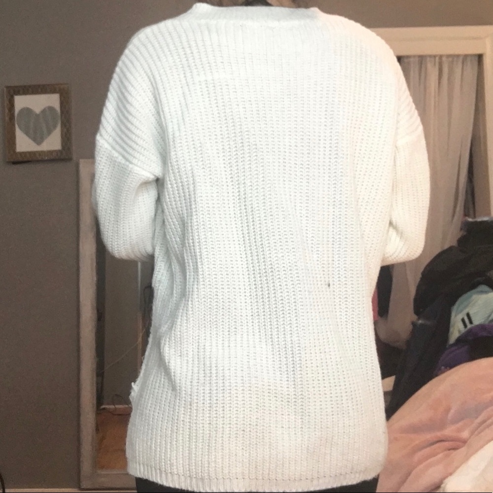 V neck knitted sweater - Picture 3 of 3